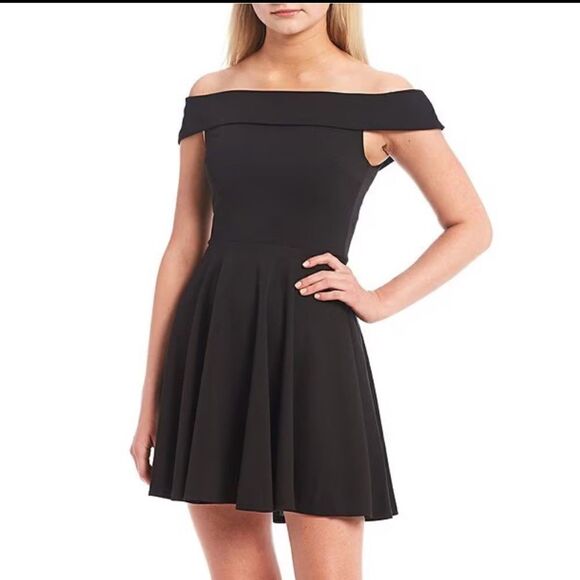 B. Darlin Cuff Off-The-Shoulder Scuba Crepe Skater Dress Retro 5/6 Juniors - Picture 1 of 12